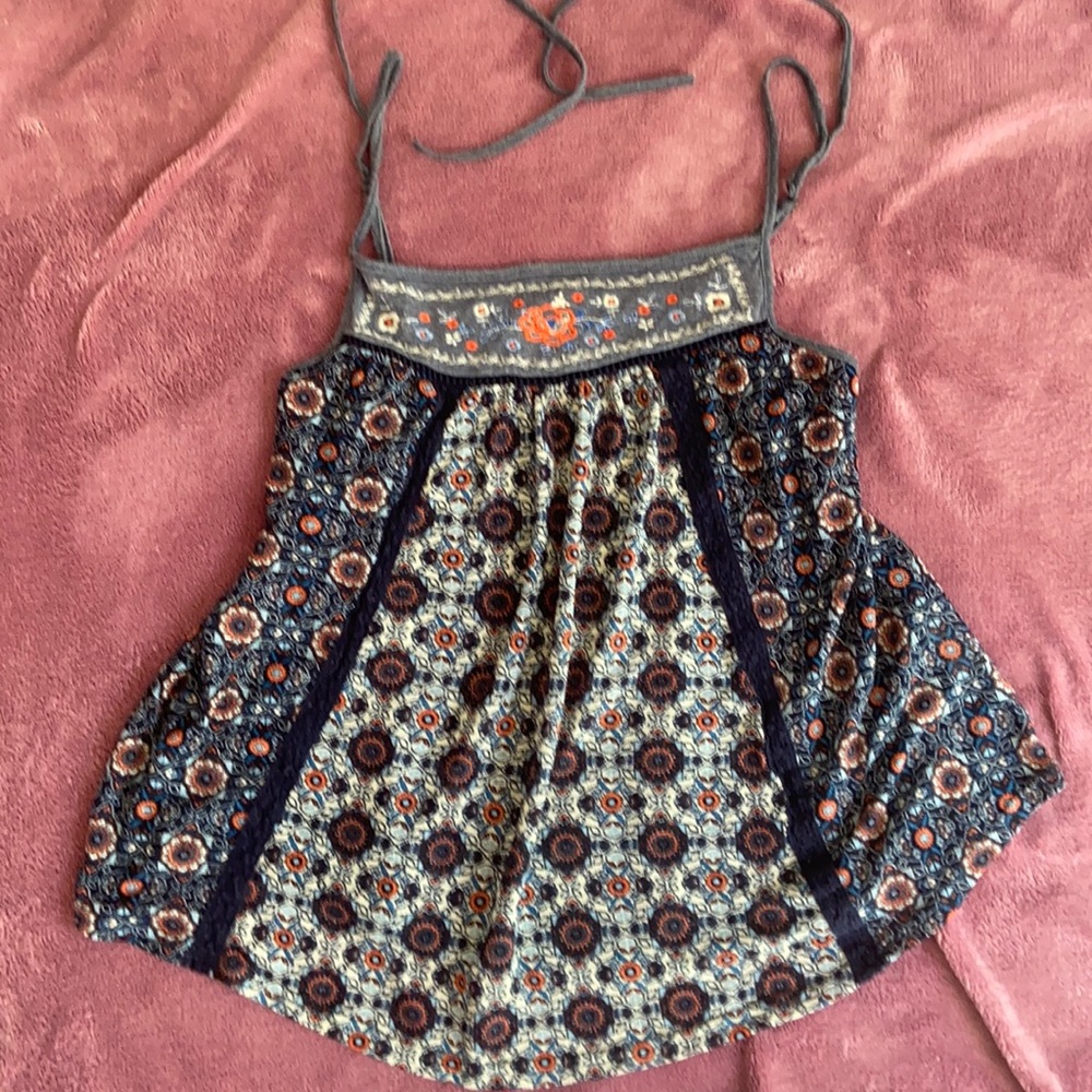 Taylor & Sage top